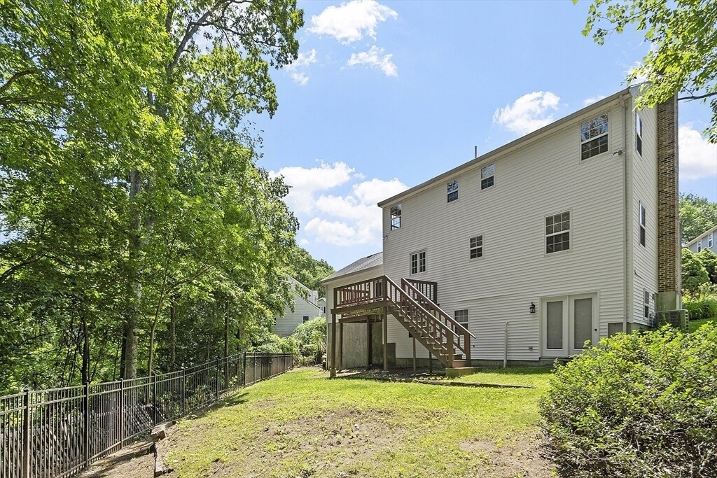 Building Photo - 34 Hall Rd