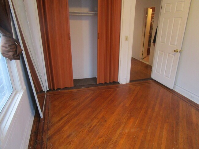 Building Photo - 6825 7th Ave