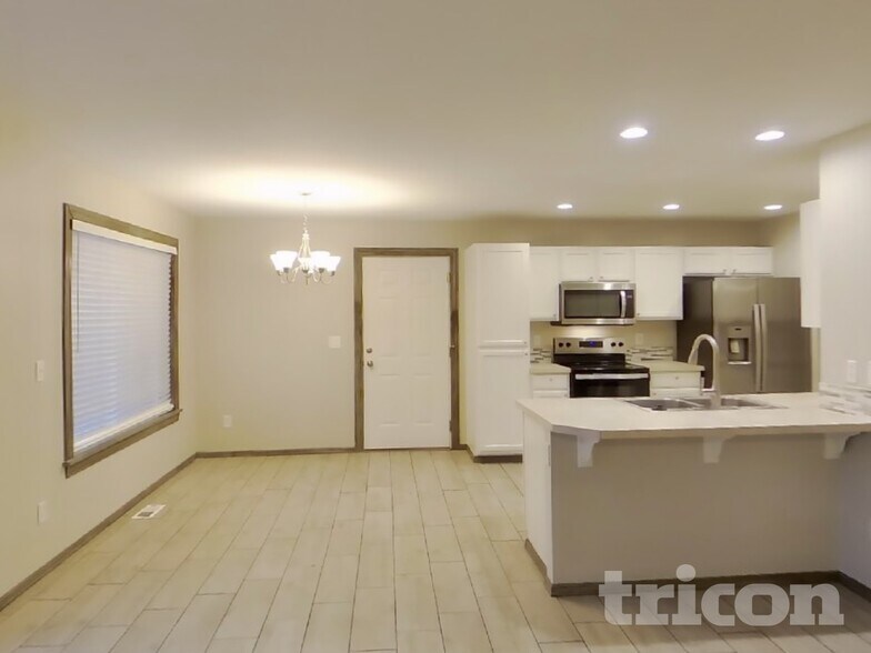 Building Photo - 20309 85th Ave Ct E