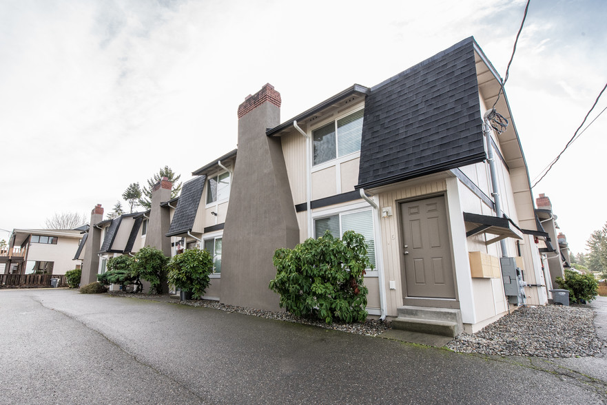 Primary Photo - Devonshire Townhomes