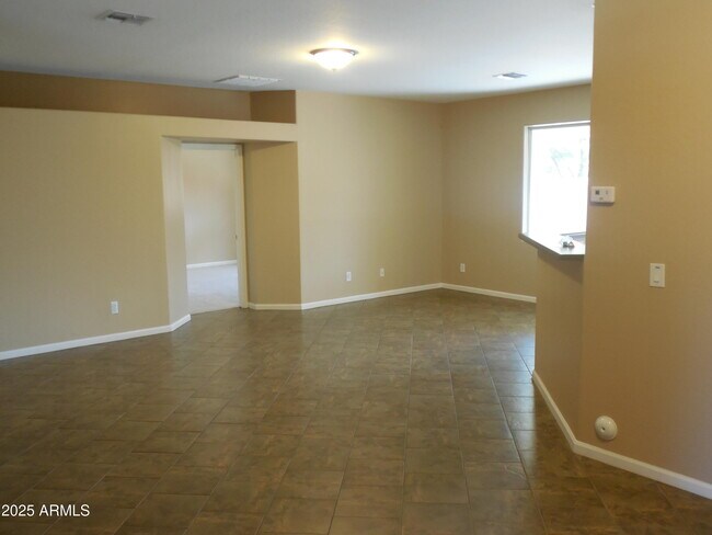 Building Photo - 18131 W Port Royale Ln