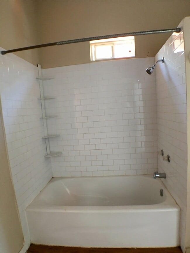 Building Photo - 3828 Avenue M 1/2