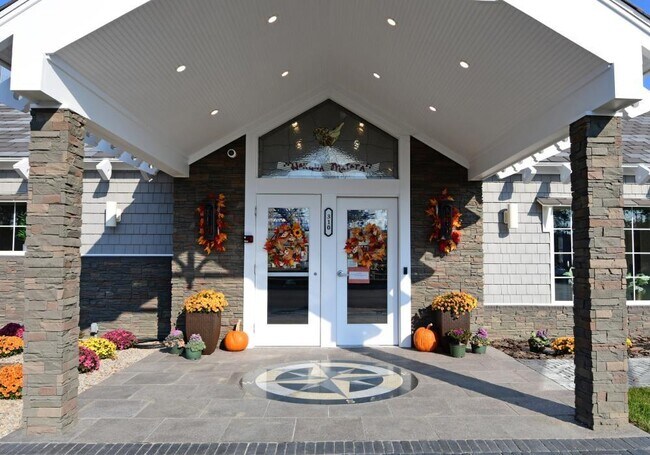 Building Photo - 30 Chickadee Ln