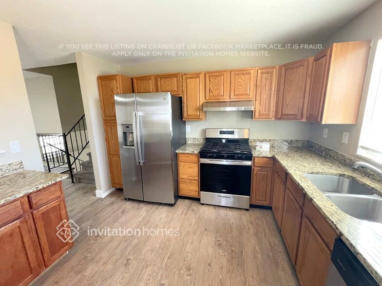 Building Photo - 8903 Cottonwood Way