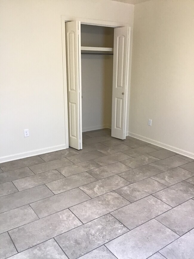 Master Bedroom - 208 Sagewood Dr