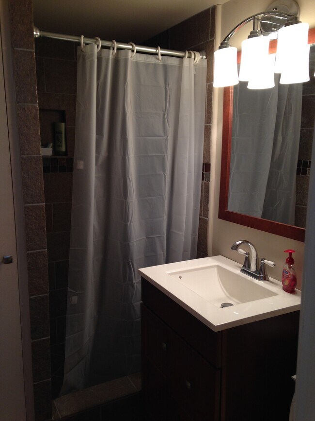 Bedroom #2 Shower - 2421 Ala Wai Blvd