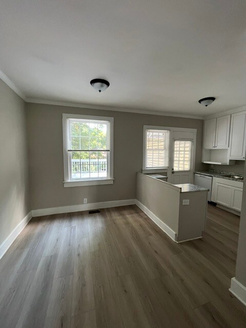 Building Photo - 967 Glenridge Dr