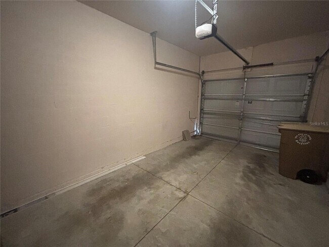 Building Photo - 4135 SW 51st Cir