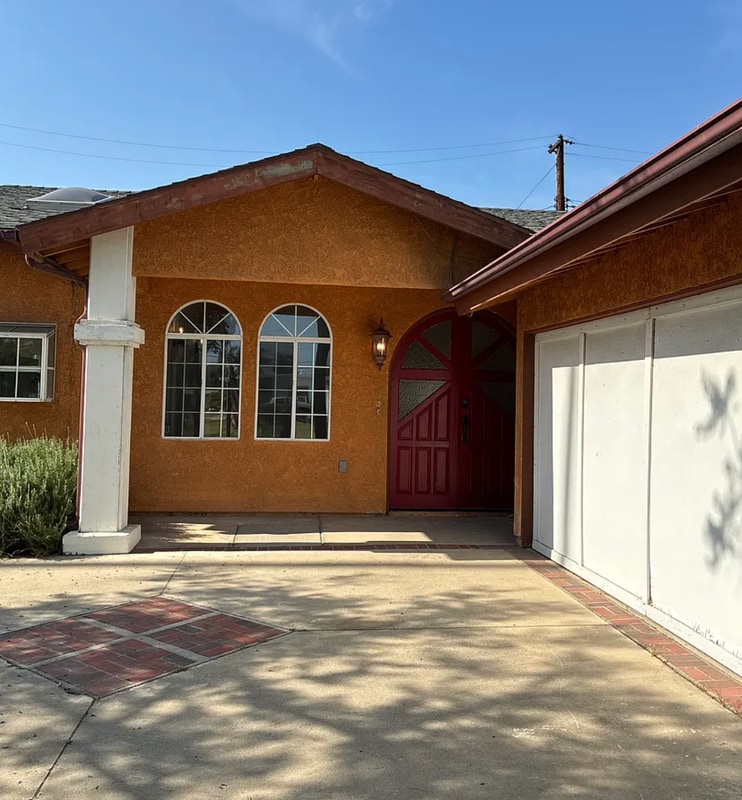 Building Photo - 5928 N Orangecrest Ave