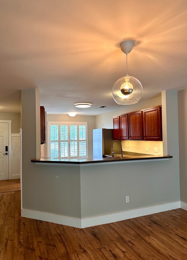Building Photo - Charming 2-Bedroom Townhome in 'The Commons', Hanahan, S.C.