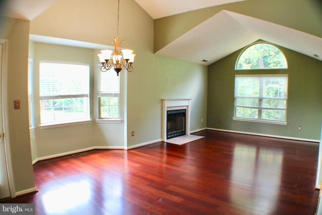 Building Photo - 3604 Waltham Ct