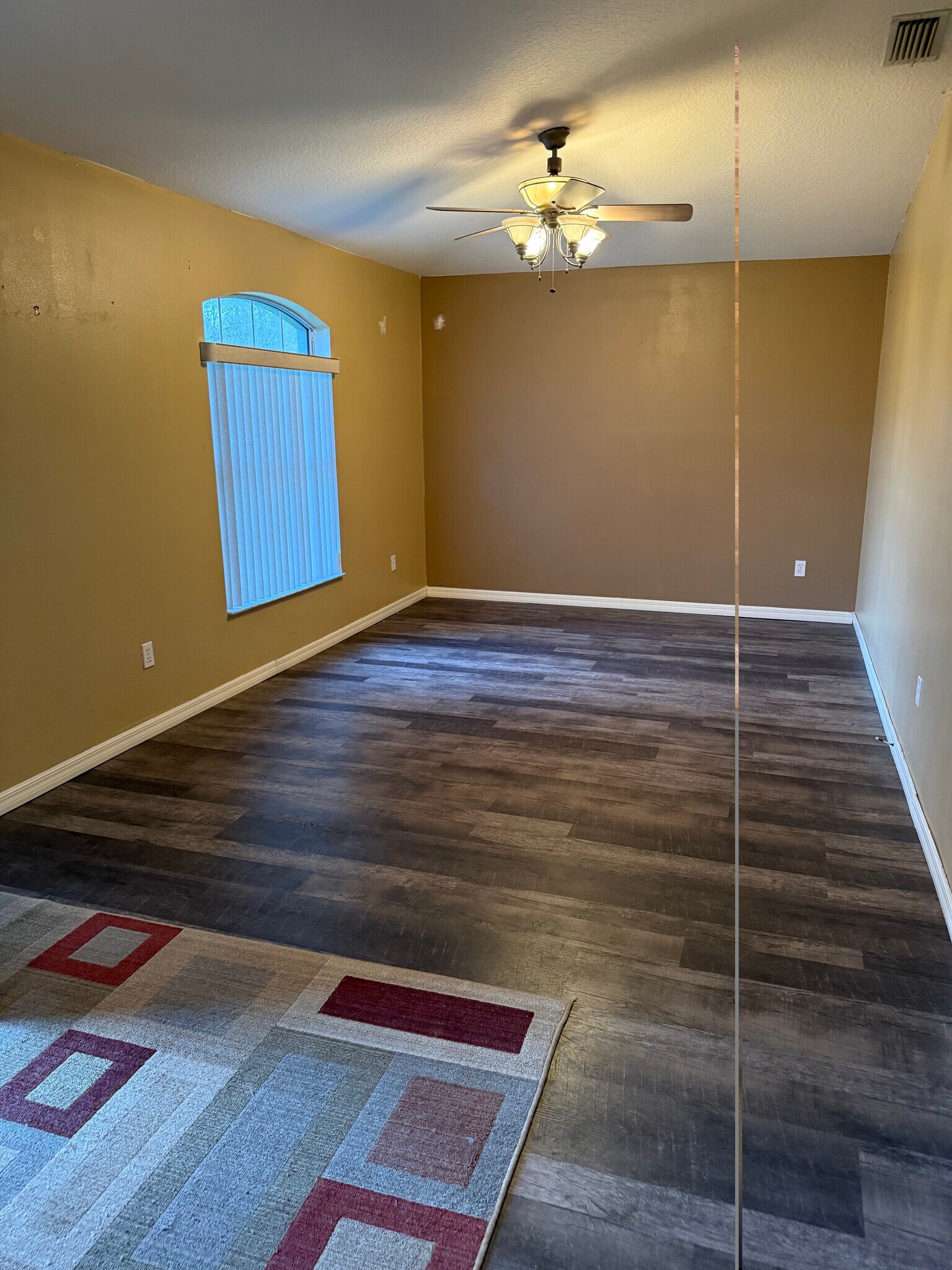 Building Photo - 49 Hemlock Trce