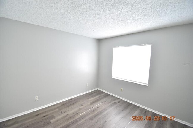 Building Photo - 228 Thorntree Pl