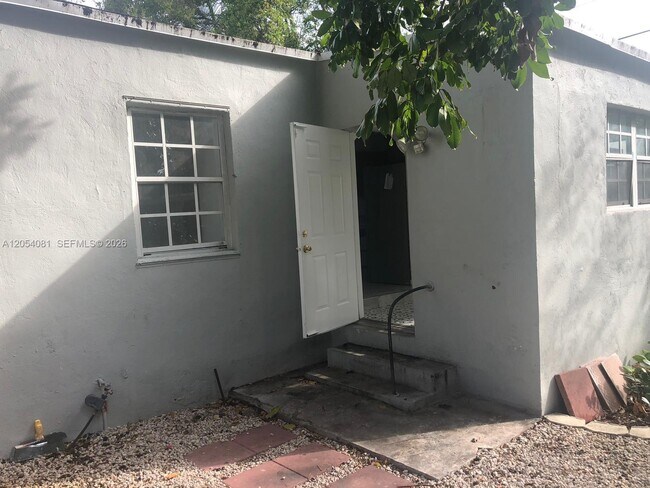 Building Photo - 146 NW 56th St
