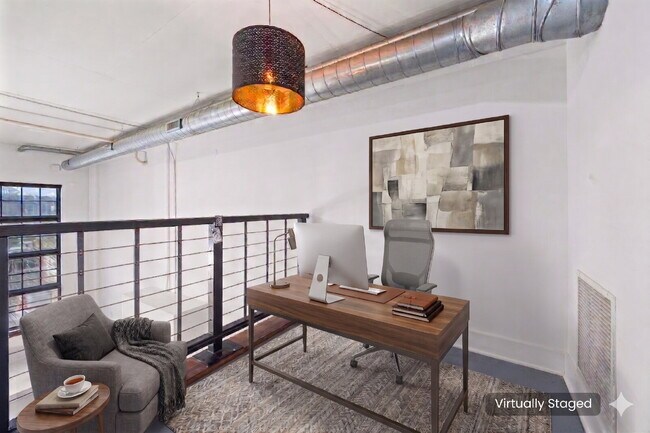 Building Photo - Urban Loft Condo Featuring Stunning Views & Rooftop Entertaining