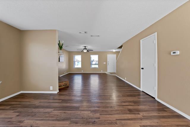 Building Photo - 115 Walnut Dr