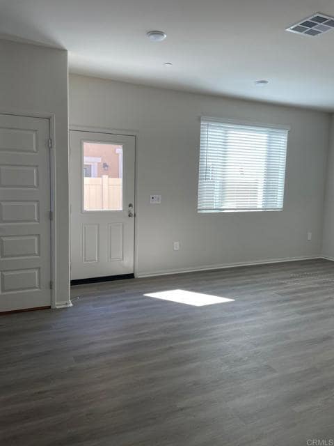 Building Photo - 28325 Via Moscotel