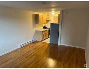 Building Photo - Fully Updated 1 Bed/1 Bath! Great Ballard ...