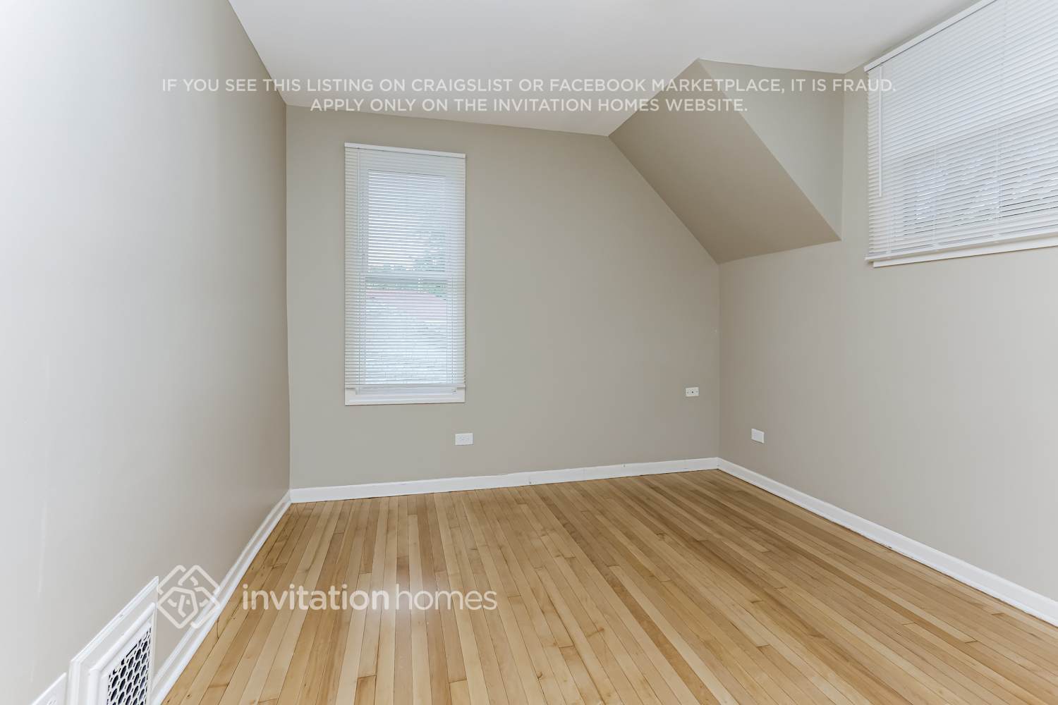 Building Photo - 1021 Marengo Ave