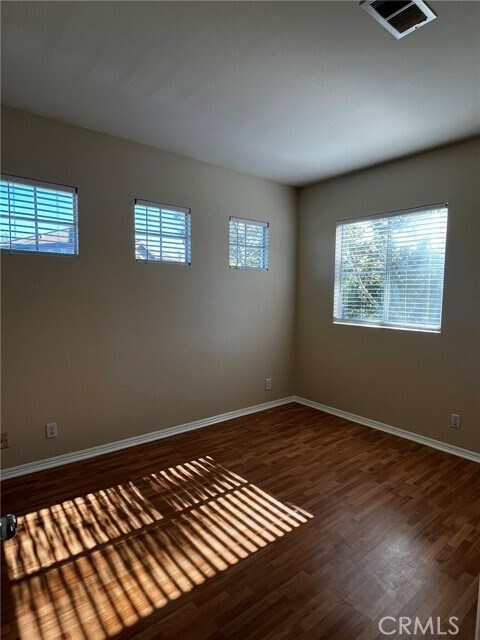 Building Photo - 53 Mesquite