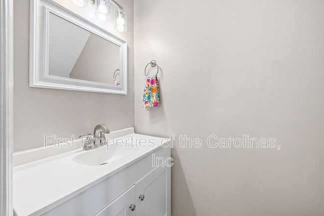 Building Photo - 1933 Ebenezer Rd