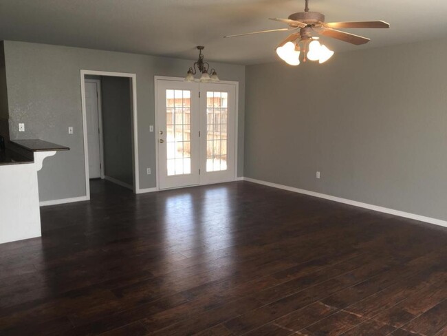 Building Photo - 6018 Estacado Ln