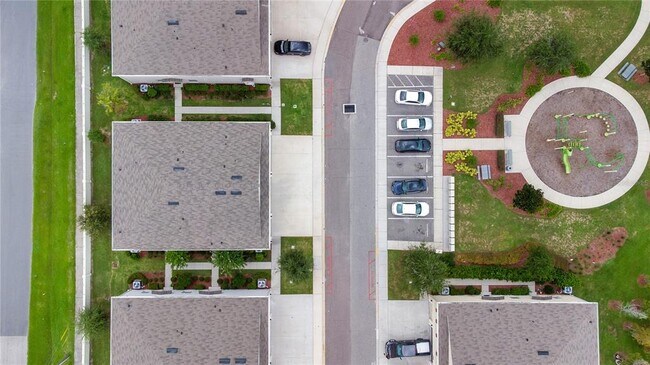 Building Photo - 3449 Seneca Club Loop