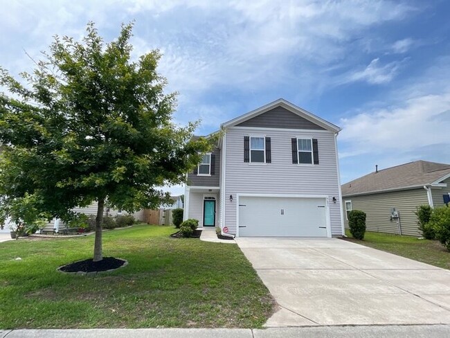 Building Photo - 9691 Mosgrove Ave
