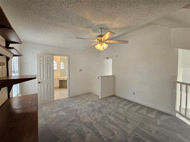 Building Photo - 3155 Royal Ln