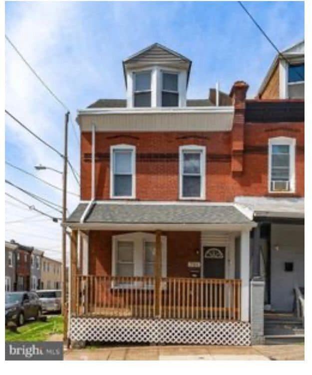 Building Photo - 701 E Haines St