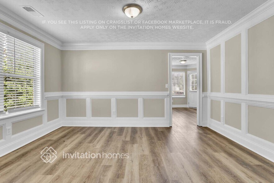 Building Photo - 6054 Trailside Cove