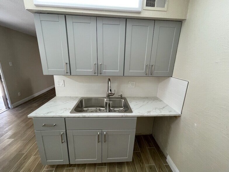 Building Photo - 3314 North 68th Street