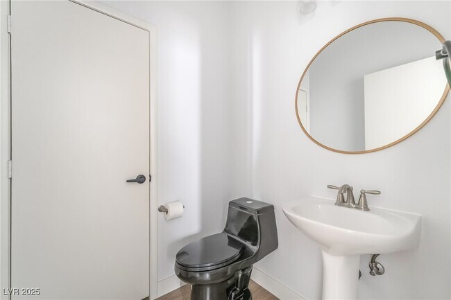 Building Photo - 268 Bella Matese Ave