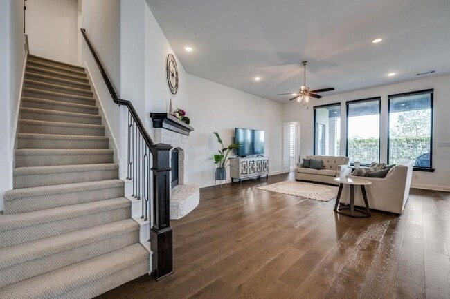 Building Photo - 3970 Sweet Clover Dr