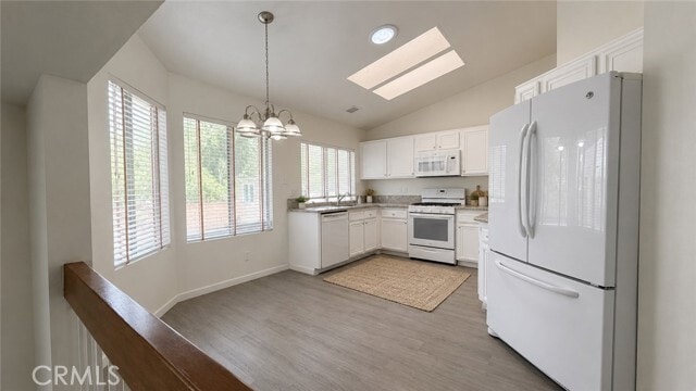 Building Photo - 19178 Bel Air Dr
