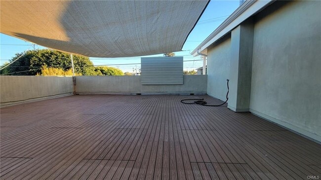 Building Photo - 12812 Short Ave