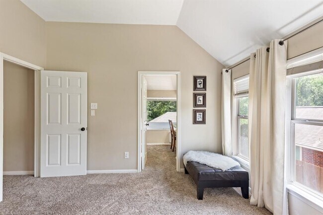 Building Photo - 14618 Oxwick Cir