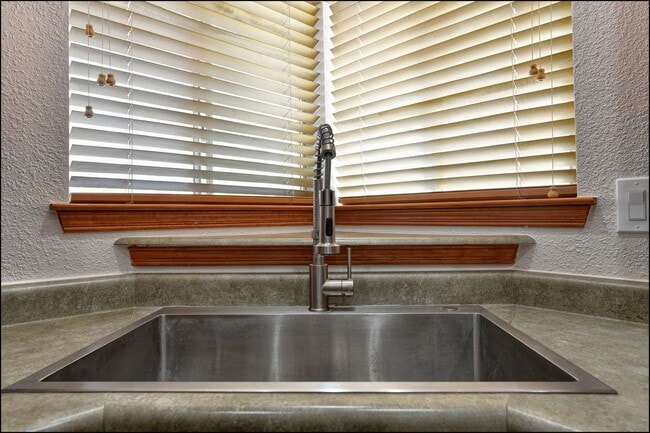 Building Photo - Coming Soon!