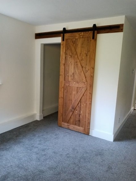 Building Photo - 1421 Clinton St