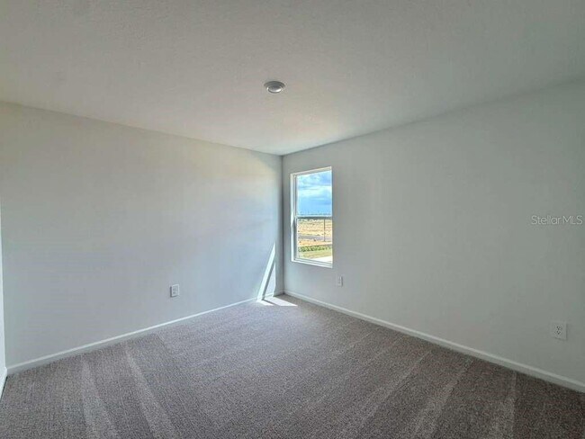 Building Photo - 3354 Alexander Dr