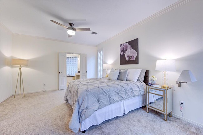 Building Photo - 13515 N Tracewood Bend