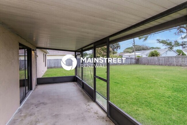 Building Photo - 3 Bedroom Pet-Friendly Home in PALM BAY, FL with Main Street Renewal