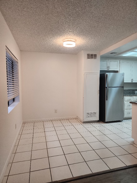 Building Photo - 5325 Denny Ave