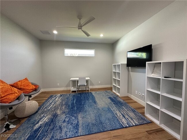 Building Photo - 4402 Chiquita Blvd S