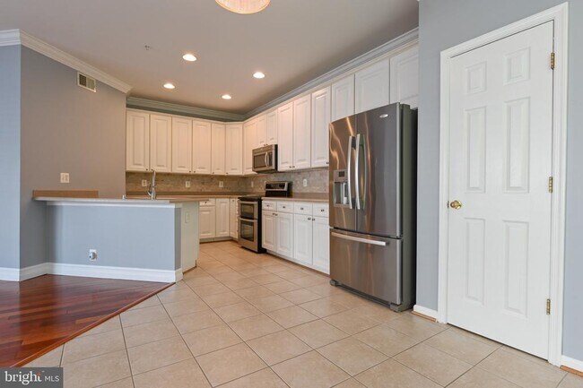 Building Photo - 3436 Dental Ct