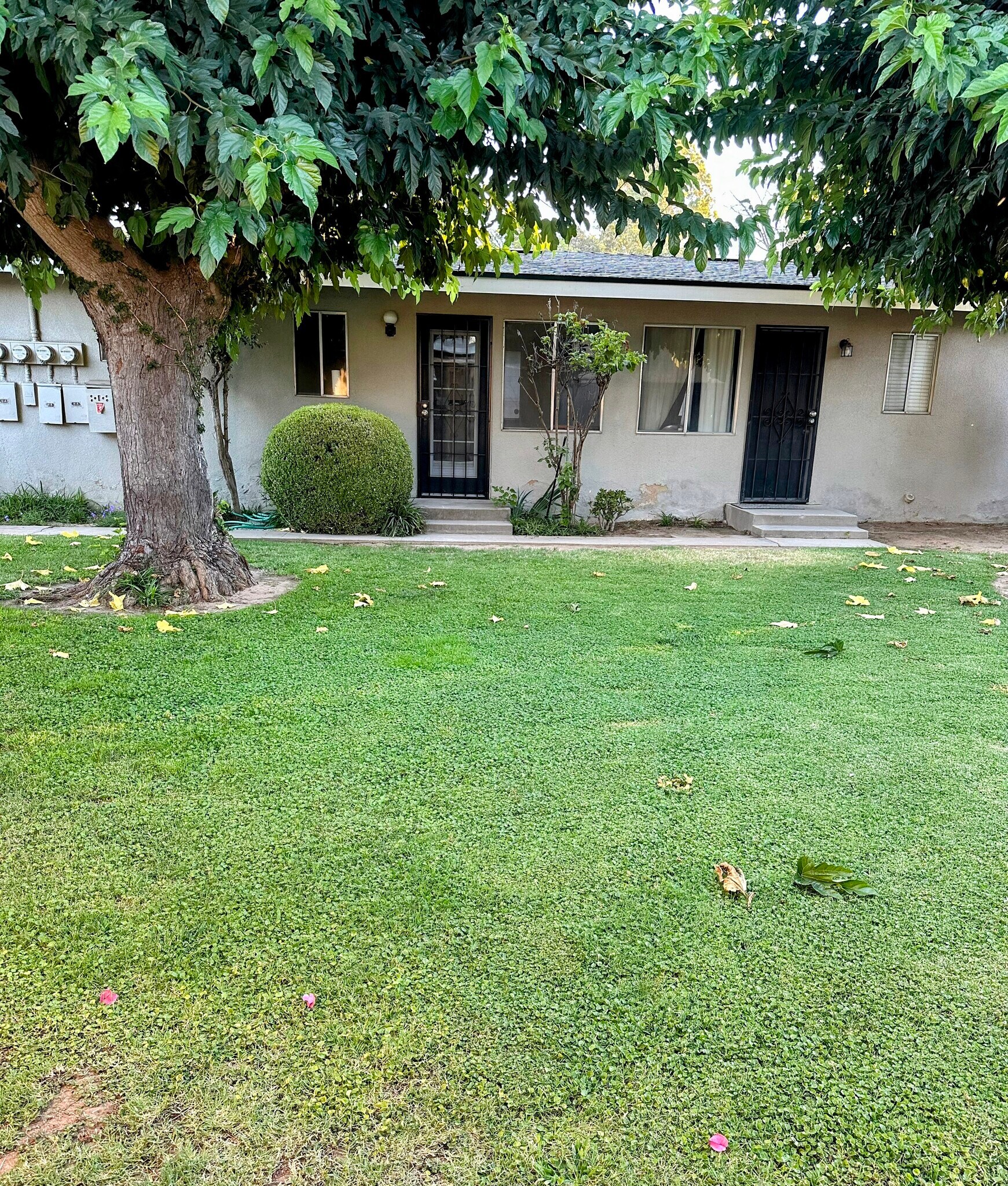 Building Photo - 816 N Weber Ave