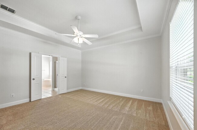 Building Photo - 14743 Daneway Dr