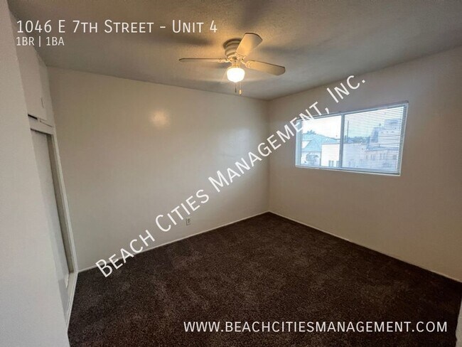 Building Photo - 1046 E 7th St