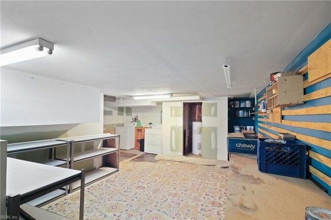 Building Photo - Classic 3 bedroom Home in the heart of Colonial Place