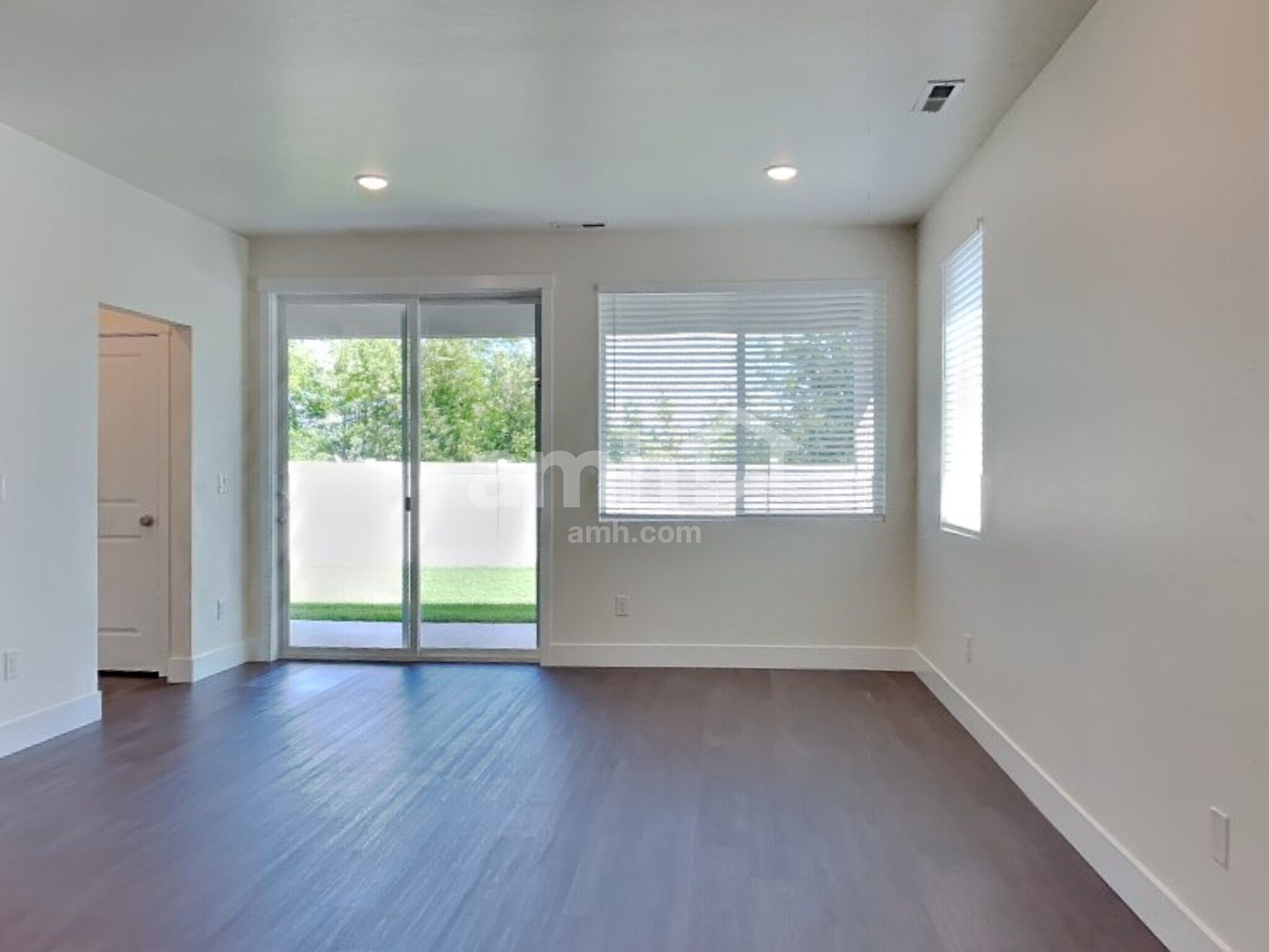 Building Photo - 1400 Alderleaf Ave